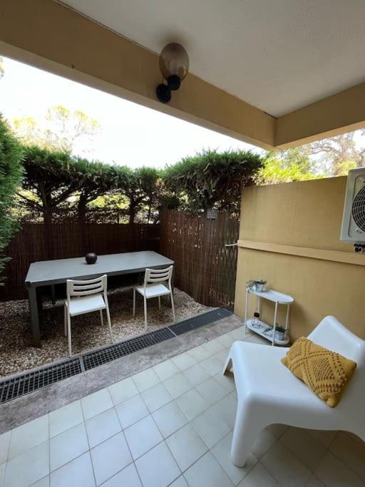Studio Bord De Mer Boulouris A Saint Raphael エクステリア 写真